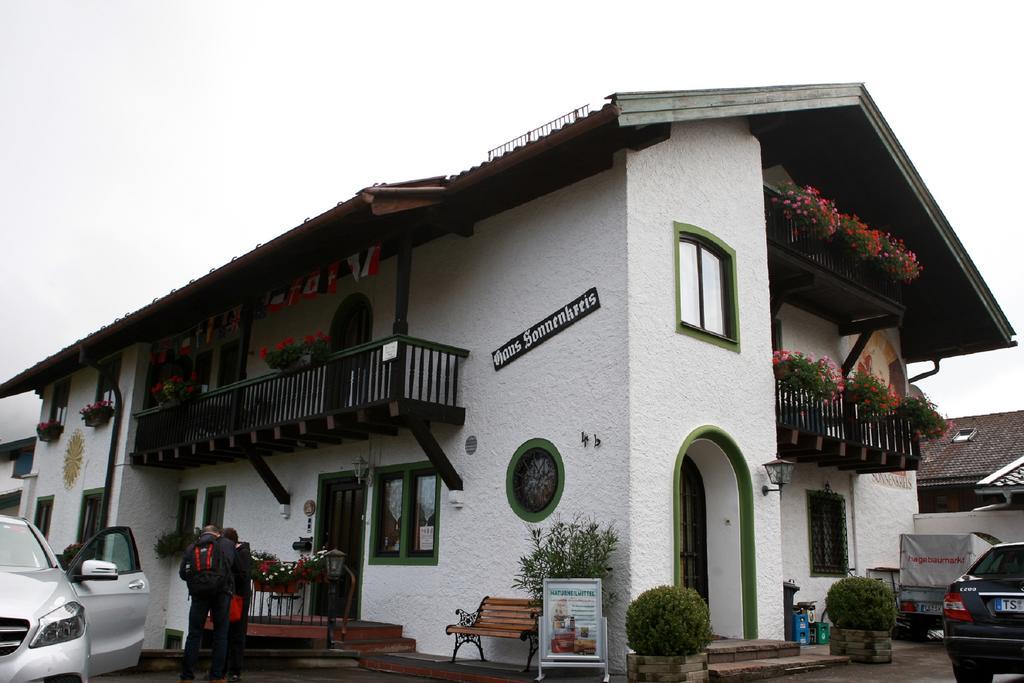 Ferienwohnungen Gaestehaus Sonnenkreis Ruhpolding Esterno foto
